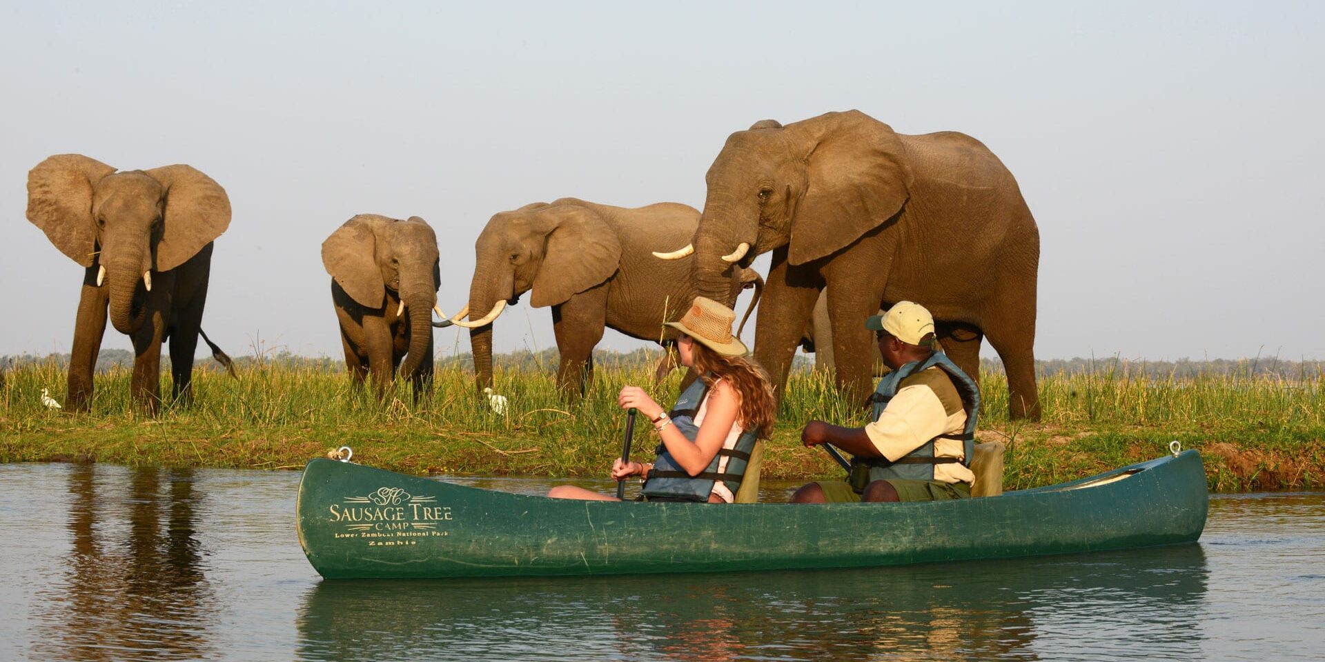 Canoe-Trip-on-the-river